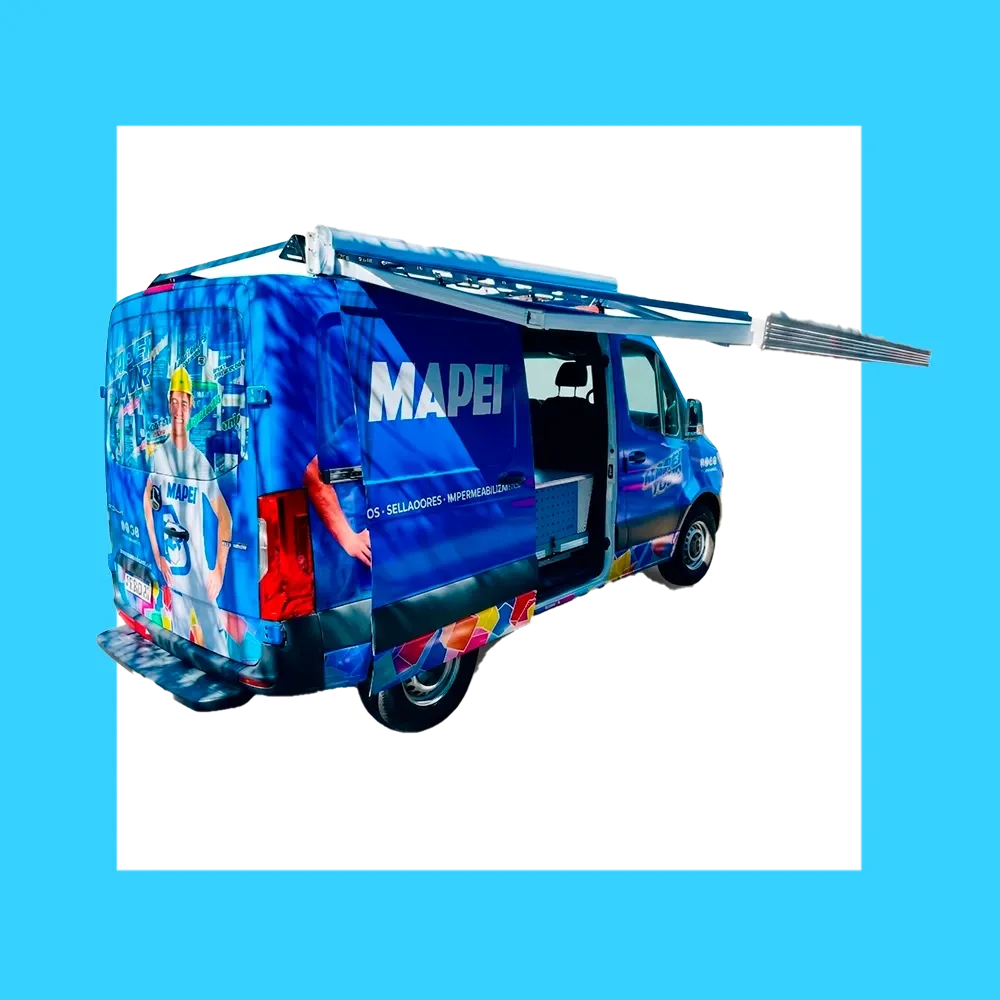 EQUIPAMIENTO CON TOLDO REBATIBLE Y PORTA EQUIPAJE SOBRE FURGÓN